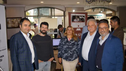 Sürücü Medya sektör etkinliği ve fuar standı fotoğrafı 7